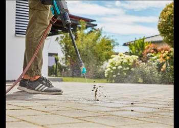 Gardena Akku-Mitteldruckreinger AquaClean 24/18V P4A Premium Ready-To-Use Set