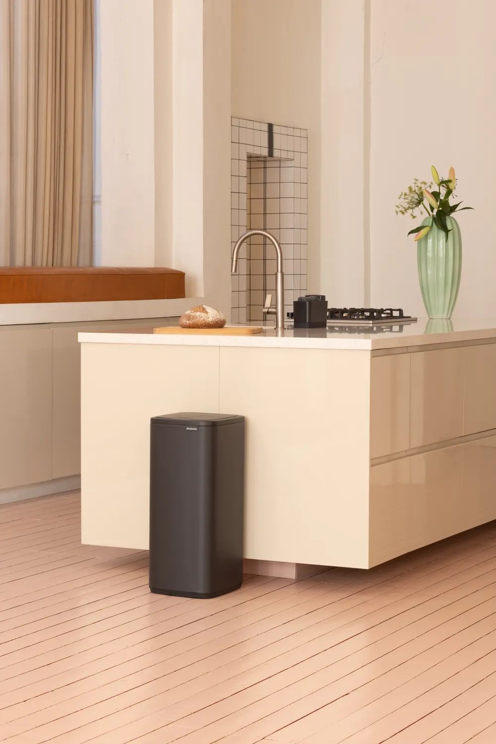 Brabantia Bo Touch Bin, 30L - Mineral Infinite Grey