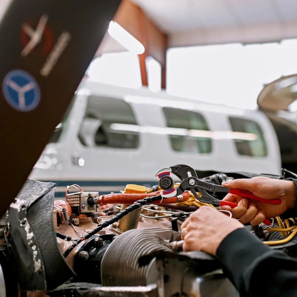 KNIPEX Siphon- und Connectorenzange "SpeedGrip" mit rutschhemmendem Kunststoff überzogen schwarz atramentiert 250 mm