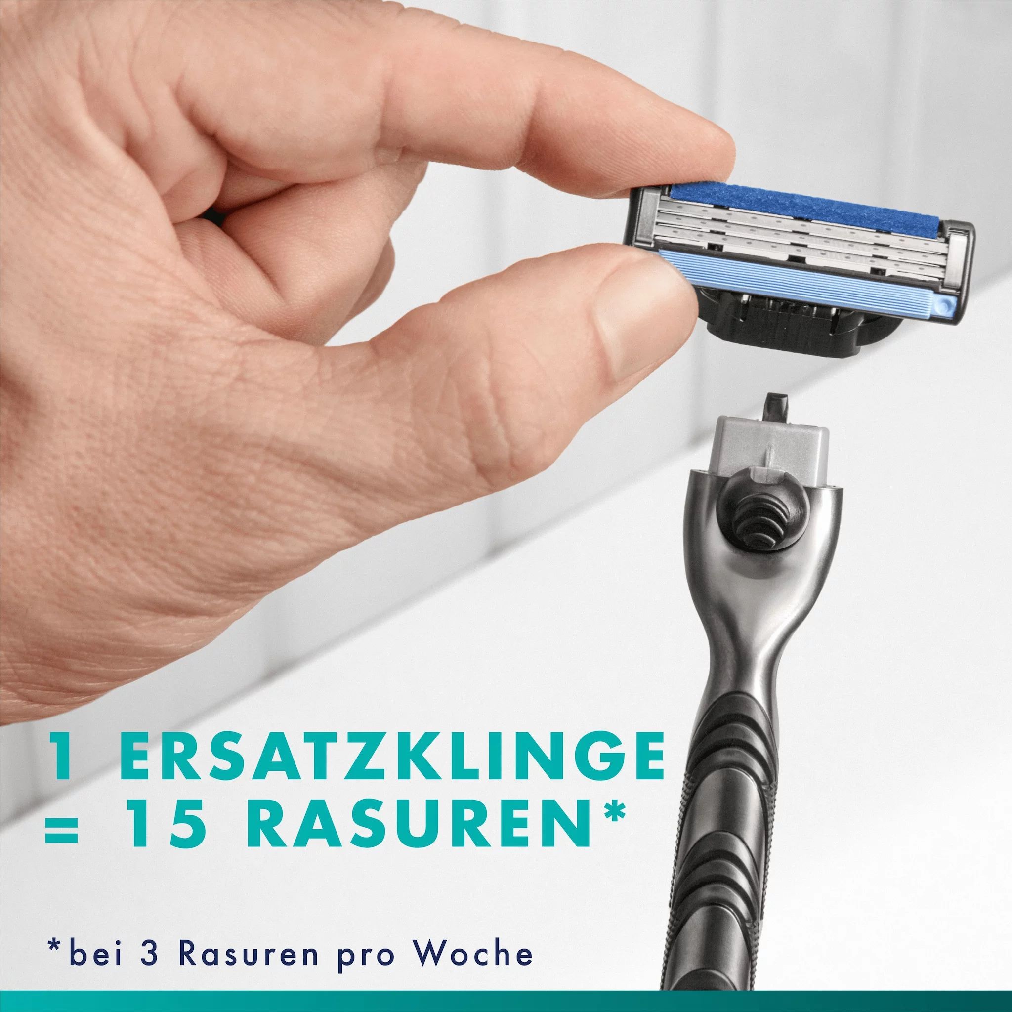 Gillette Mach3 Systemklingen 3er + Handstück + Reiseetui "UEFA Champions League"