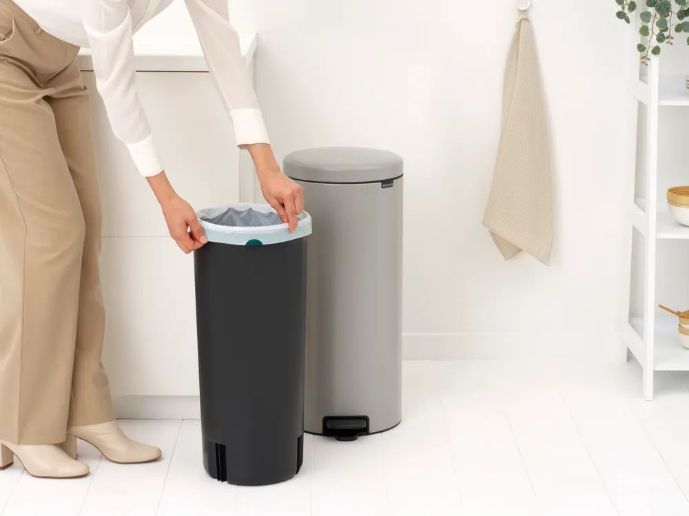 Brabantia NewIcon Treteimer, 30L - Soft Grey