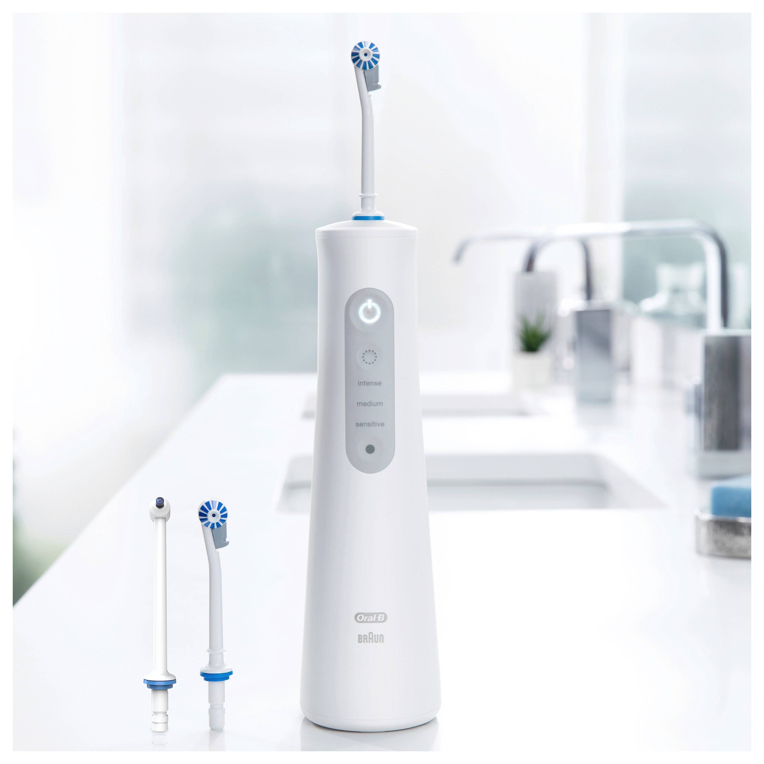 Oral-B AquaCare 6 