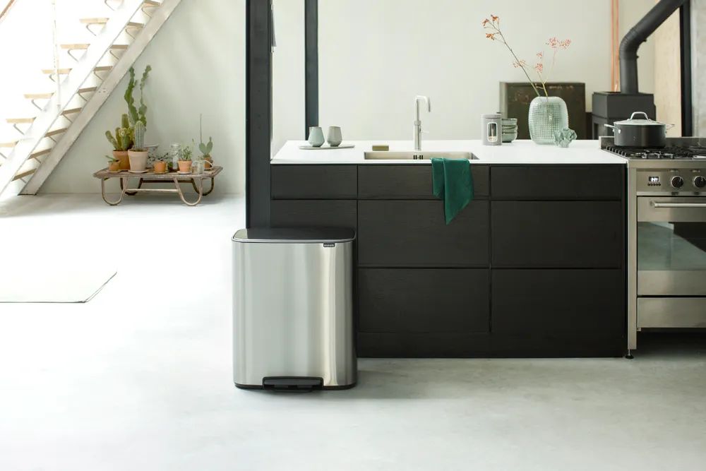 Brabantia Bo Treteimer, 2 x 30L - Matt Steel Fingerprint Proof