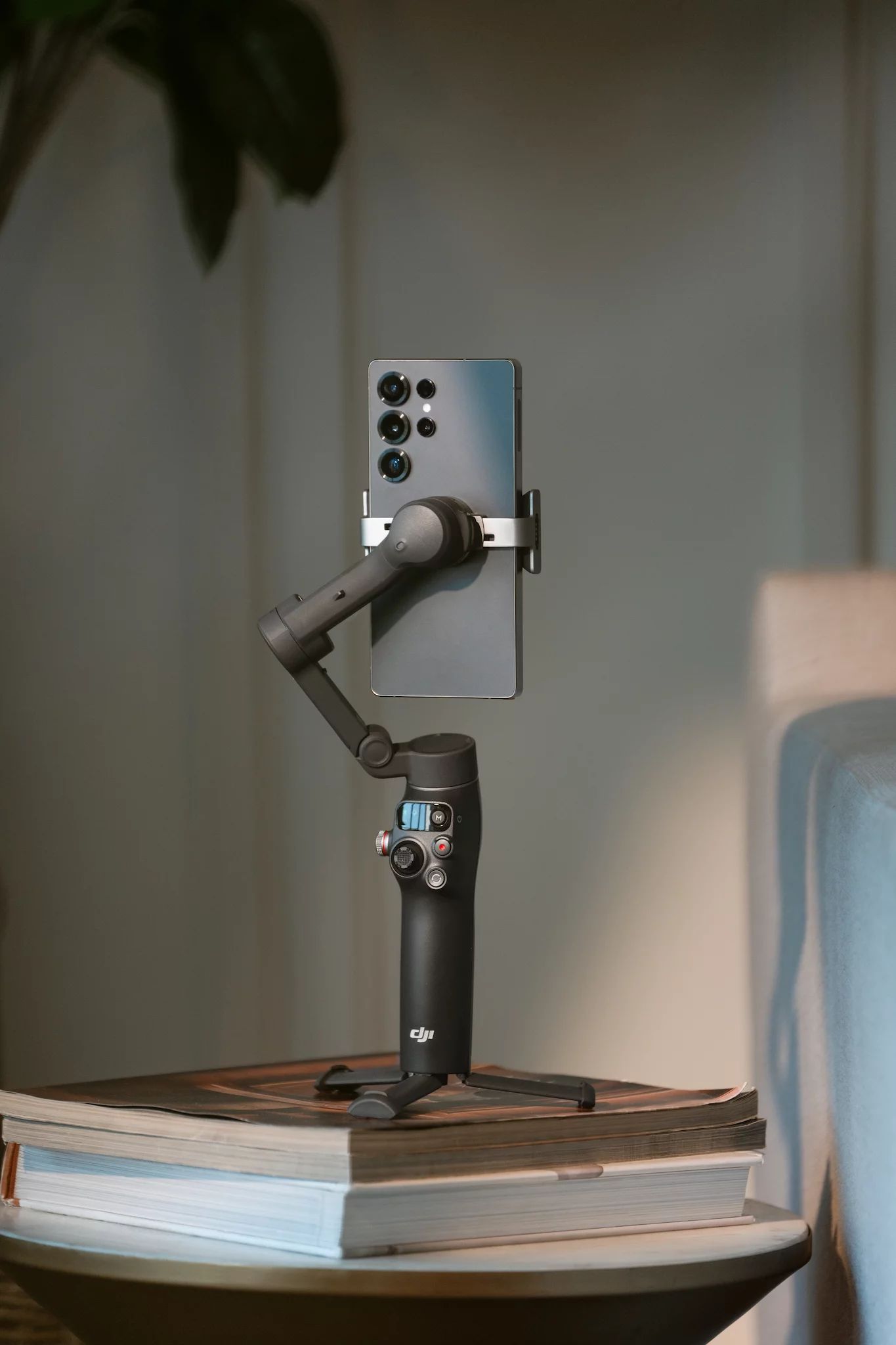 DJI Osmo Mobile 8