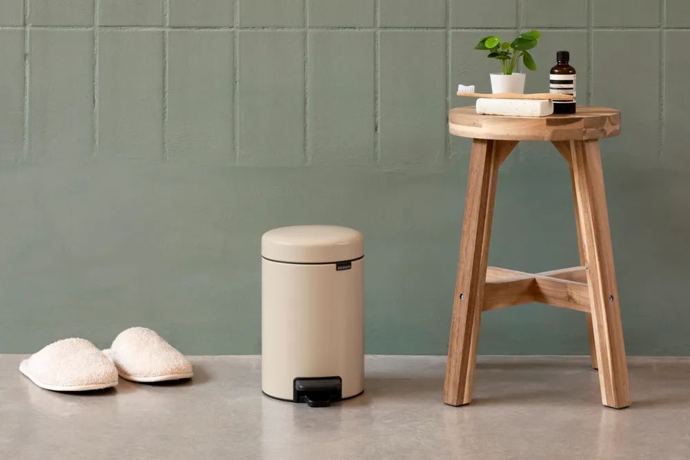Brabantia NewIcon Treteimer, 5l, Soft Beige