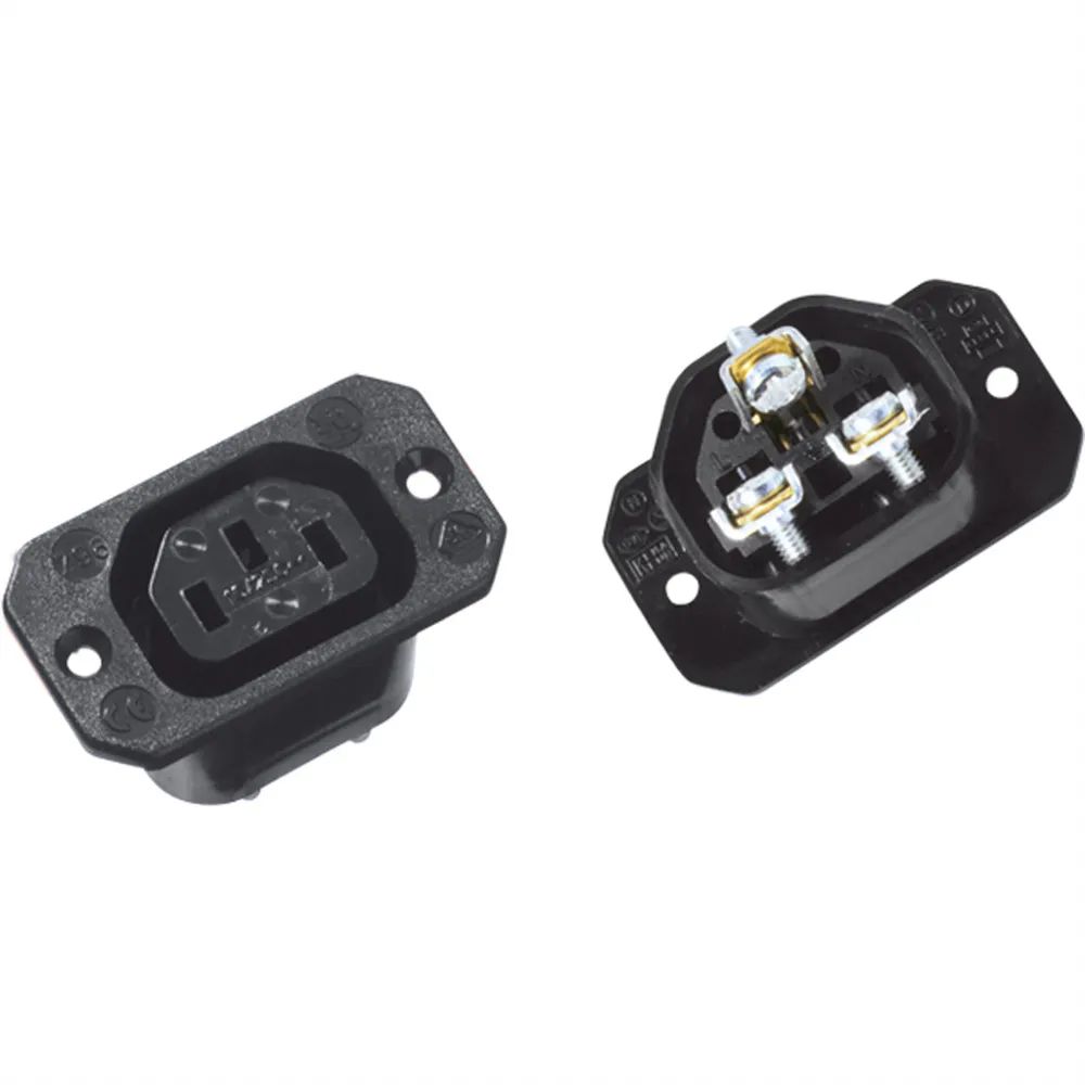 Bachmann Netzanschluss - power IEC 60320 C13