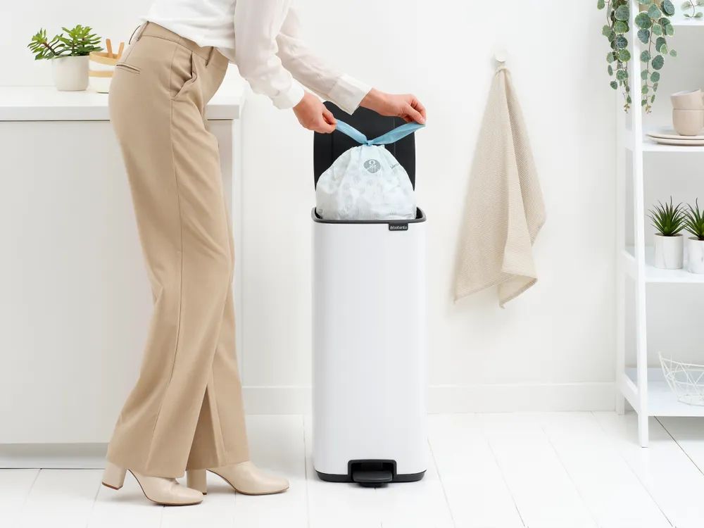 Brabantia Bo Treteimer, 30L - White