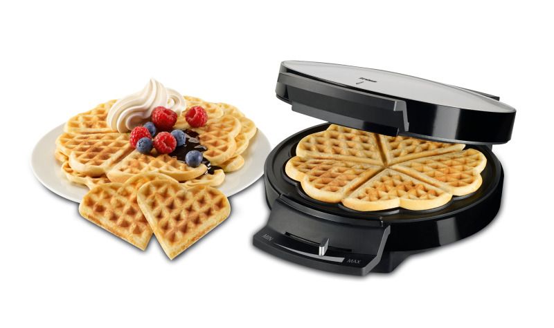 TRISA Waffeleisen Herzform 1000W antihaft stufenlos schwarz