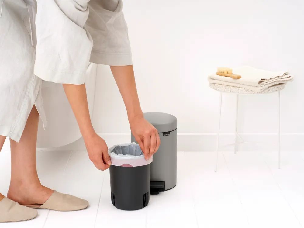 Brabantia NewIcon Treteimer, 3L - Soft Grey
