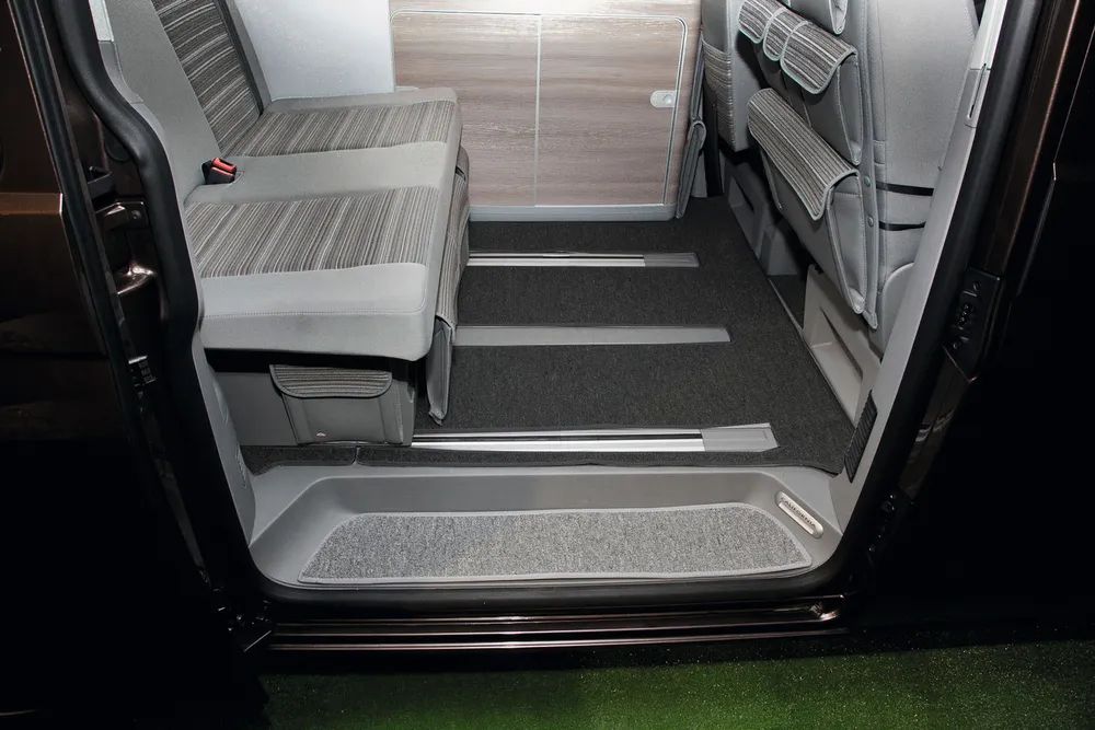 Brunner Fahrgastraum-Teppich TAPIS CA Beach 11