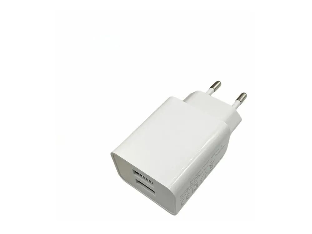 MicroConnect Netzteil - 12 Watt - 2.4 A - 2 Ausgabeanschlussstellen (2 x USB)