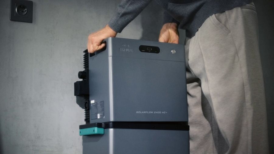 Zendure SolarFlow 2400 AC+ (2,4 kWh) inkl. AB3000L - 2,88 kWh