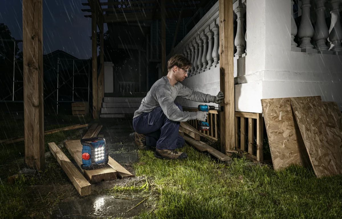 Bosch GLI18V-1500 Akku-Bauleuchte - 1500lm solo