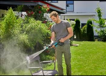 Gardena Akku-Mitteldruckreinger AquaClean 24/18V P4A Premium Ready-To-Use Set