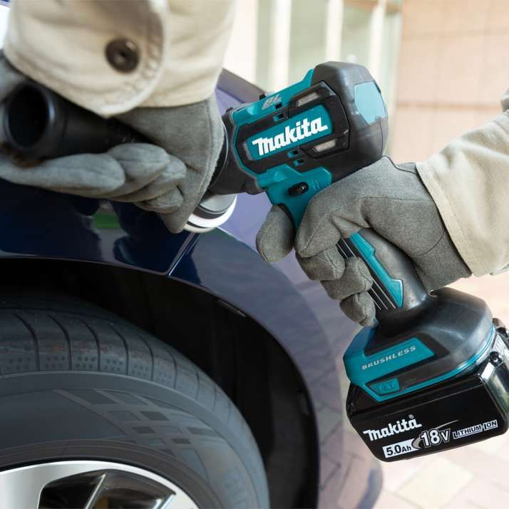 Makita DPV300Z