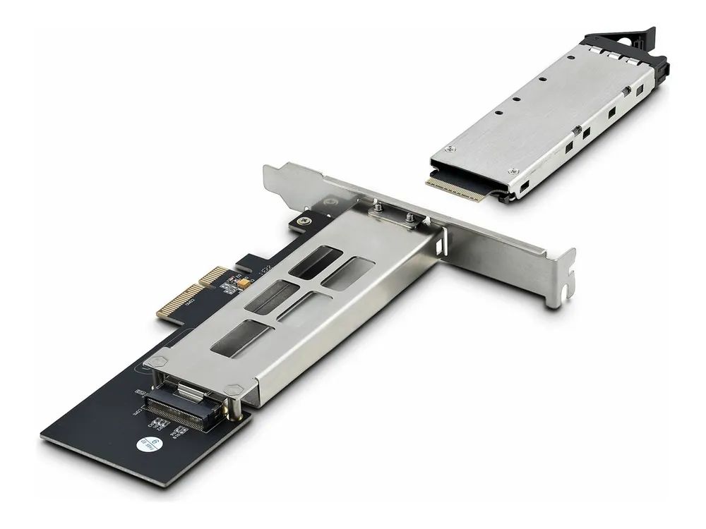 StarTech.com M.2 NVMe SSD to PCIe x4 Mobile Rack/Backplane with Removable Tray for PCI Express Expansion Slot, Tool-less Installation, PCIe 4.0/3.0 Hot-Swap Drive Bay, Key Lock - 2 Keys Included - Schnittstellenadapter - M.2 - M.2 NVMe Card / PCIe 4.