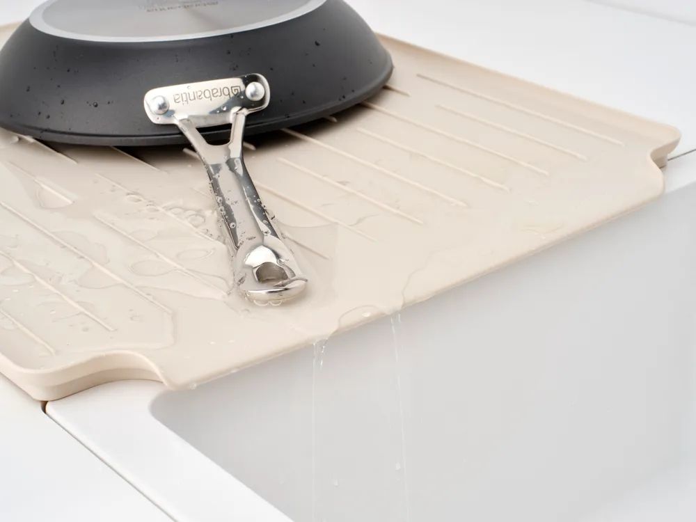 Brabantia SinkSide Faltbares Abtropfgestell, Groß - Soft Beige