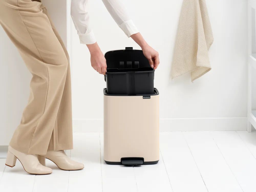 Brabantia Bo Treteimer, 12L - Soft Beige