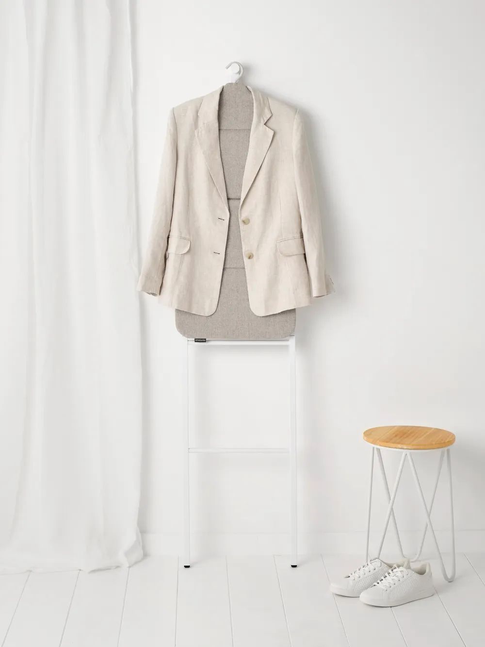 Brabantia Linn Dressboy - White