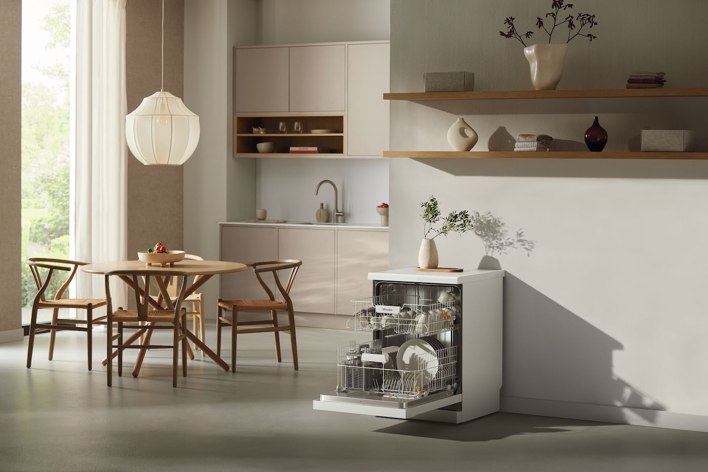 Miele Geschirrspülautomat G 5811 Standgerät/Brillantweiß