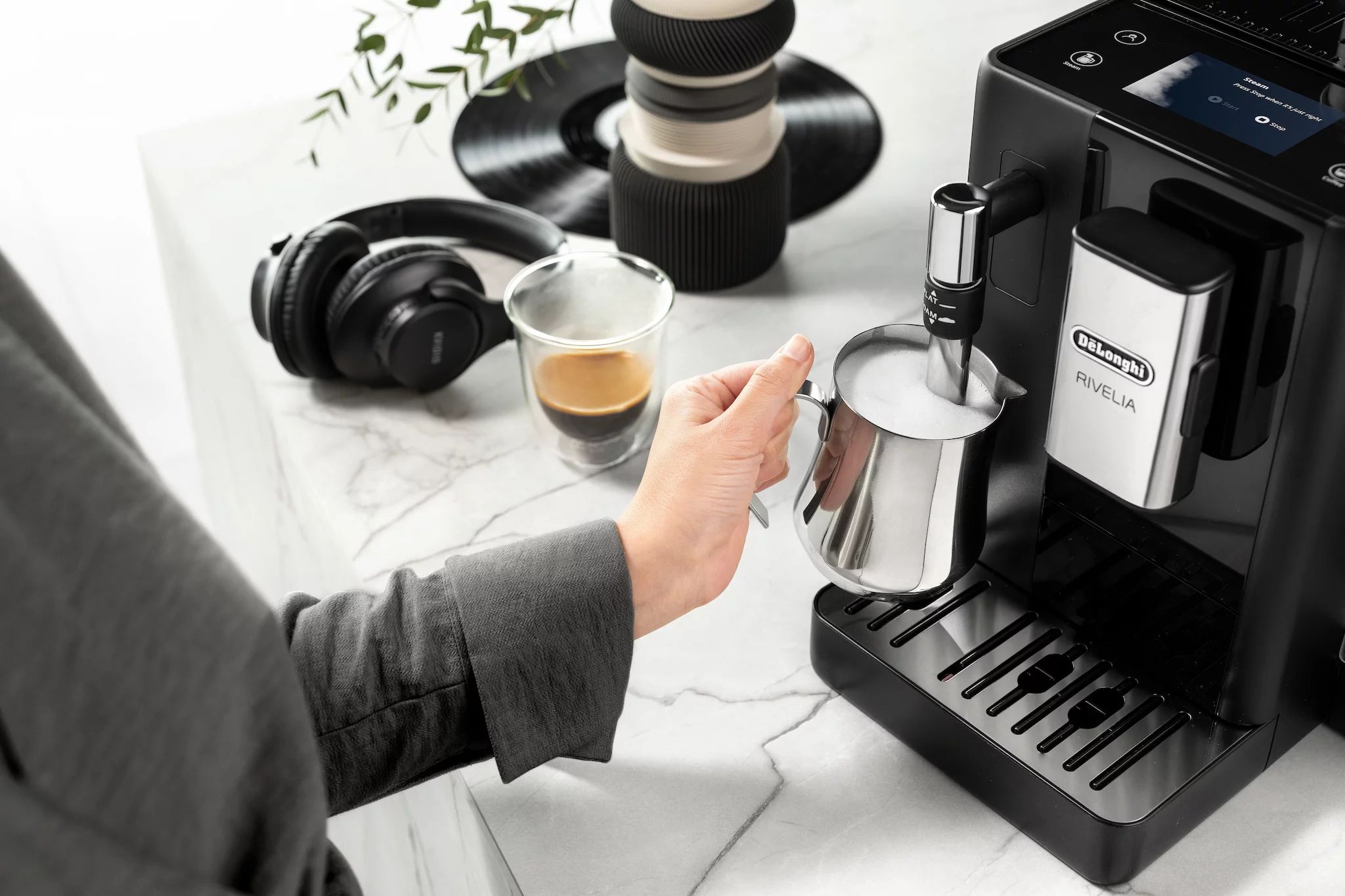 De'Longhi Rivelia EXAM440.35.B Open-Box