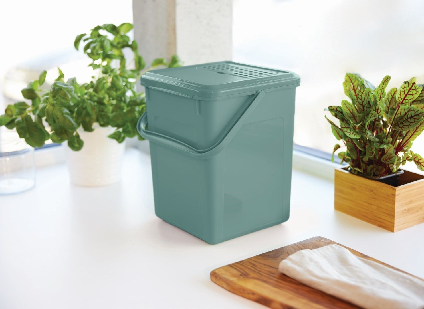 Rotho Komposteimer mit Aktivkohle 9 l BIO
