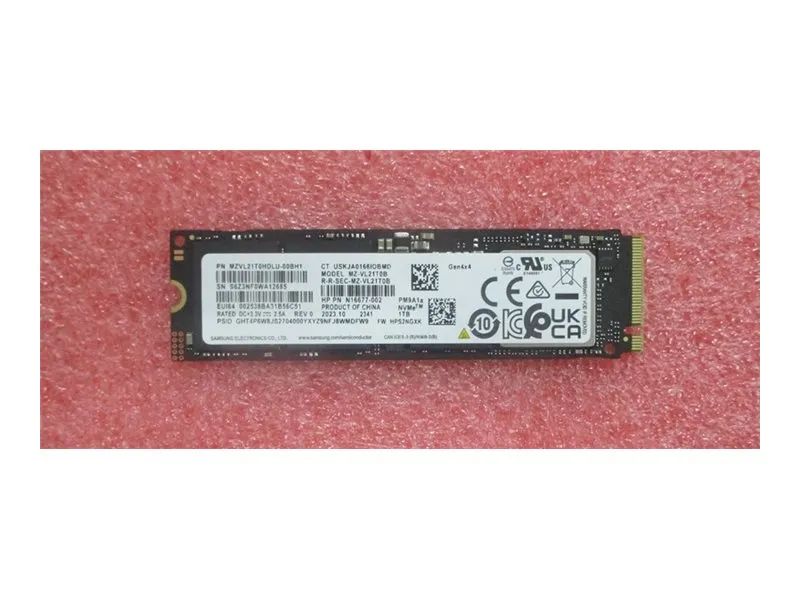 HP SSD - 1 TB - intern - M.2 2280 - PCIe 4.0 x4 (NVMe)