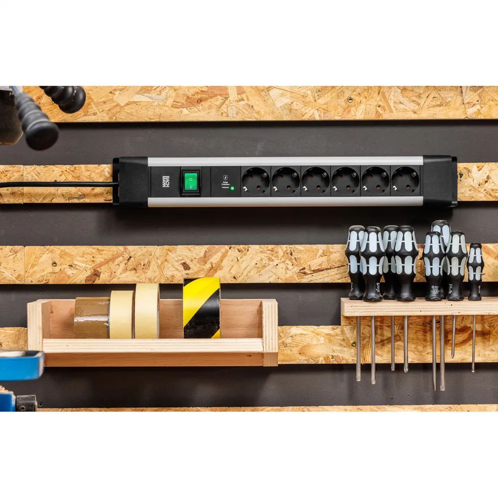 BACHMANN CONNECTUS 12xCEE7/3, 1xSchalter 2,0m CEE7/7 Schwarz
