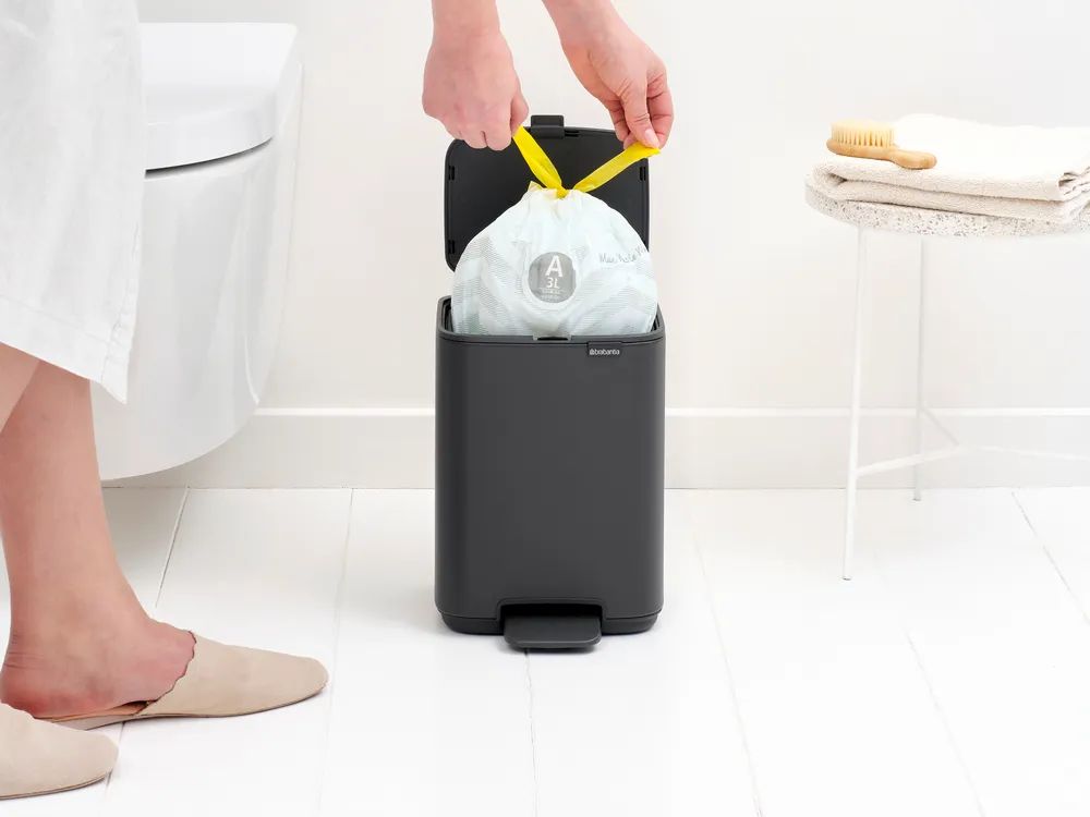 Brabantia Bo Treteimer, 4L - Mineral Infinite Grey