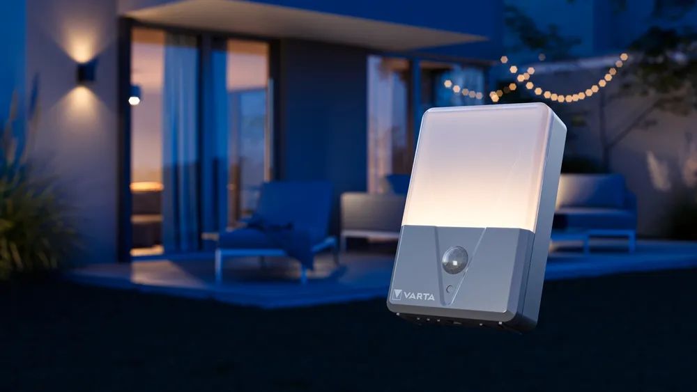VARTA Motion Sensor Outdoor Light