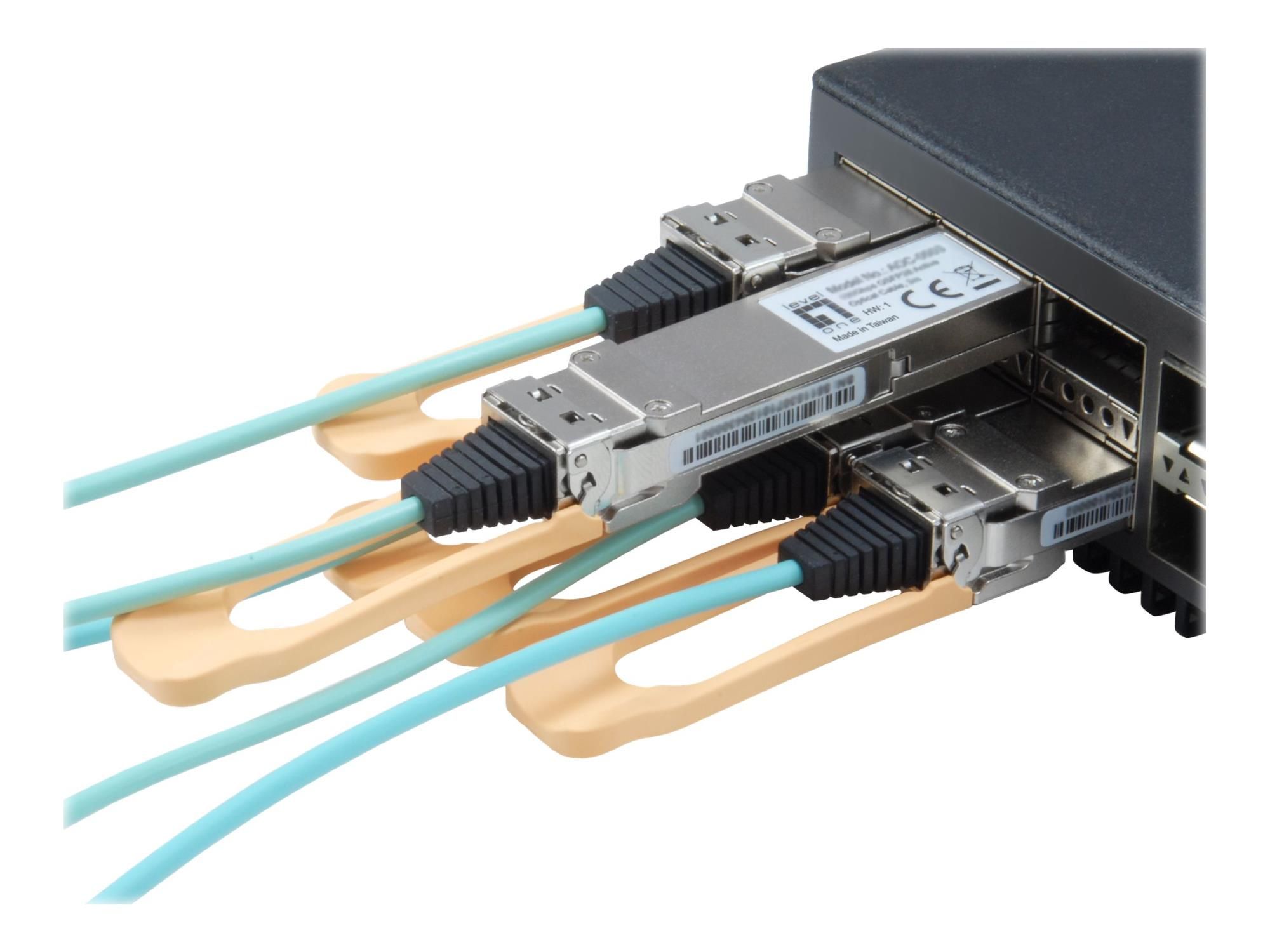 LevelOne 100GBase-AOC Direktanschlusskabel - QSFP28 zu SFP28 - 2 m - Glasfaser - IEEE 802.3bm - Active Optical Cable (AOC)