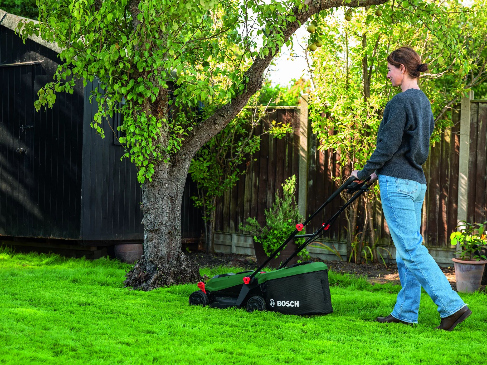 Bosch Rotak 18V-32 Akku-Rasenmäher solo