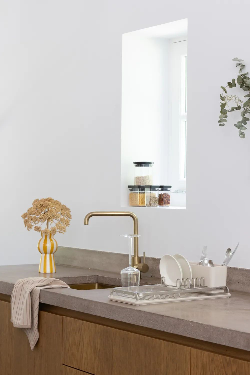Brabantia SinkSide Kompaktes Abtropfgestell - Soft Beige