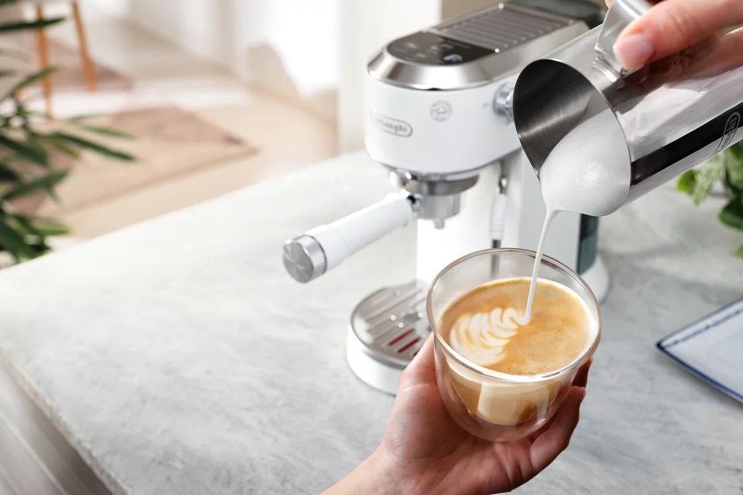 DeLonghi EC890.WI Dedica Duo