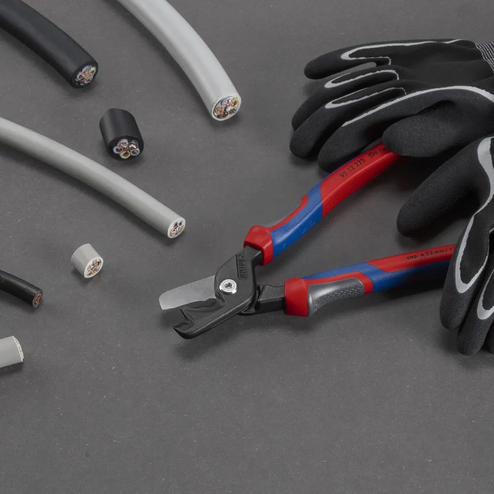 KNIPEX StepCut® XL Kabelschere mit Stufenschnitt mit Comfort-Griffen brüniert 225 mm