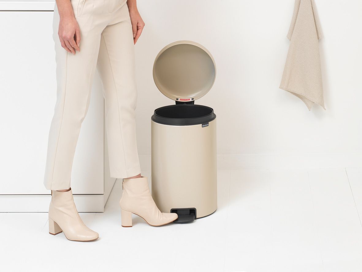 Brabantia NewIcon Treteimer, 20l, Soft Beige