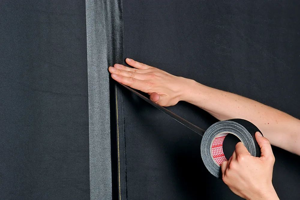 tesa® Aluminiumklebeband 63652 – Silber – 25 m x 50 mm – hitzebeständig & leitfähig