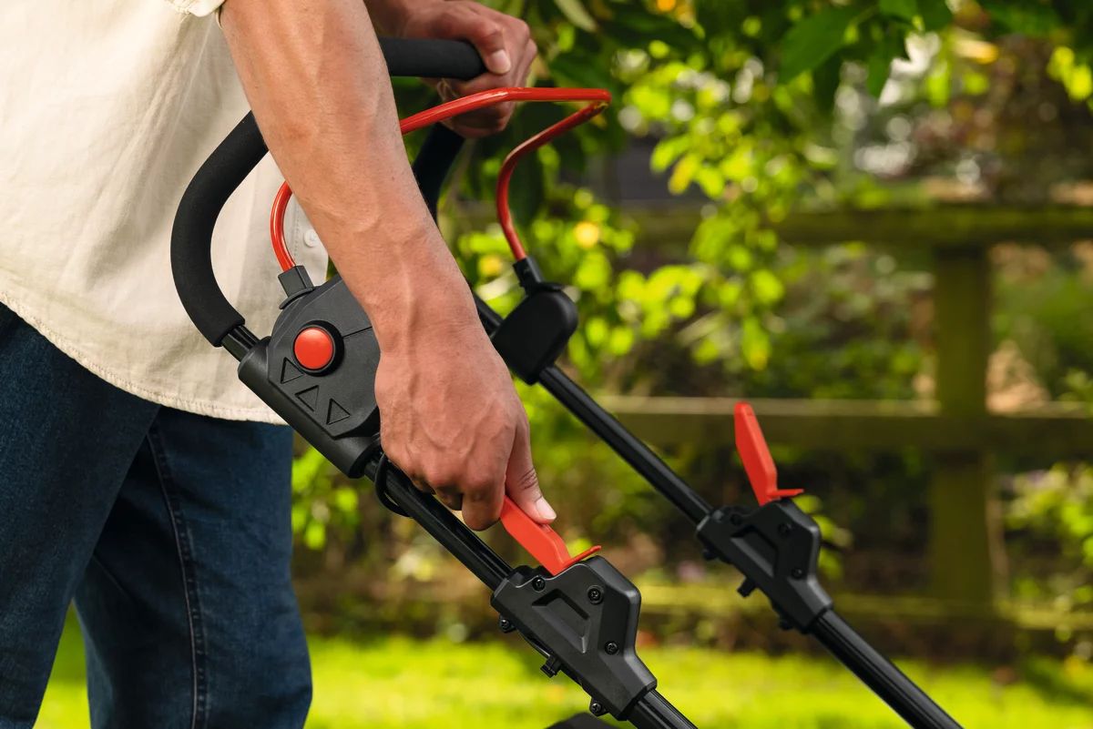 Bosch Rotak 18V2-43 Akku-Rasenmäher solo
