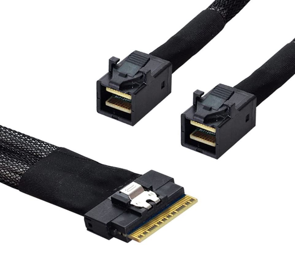 BROADCOM Internes SAS-Kabel - Slim SAS (SFF-8654)