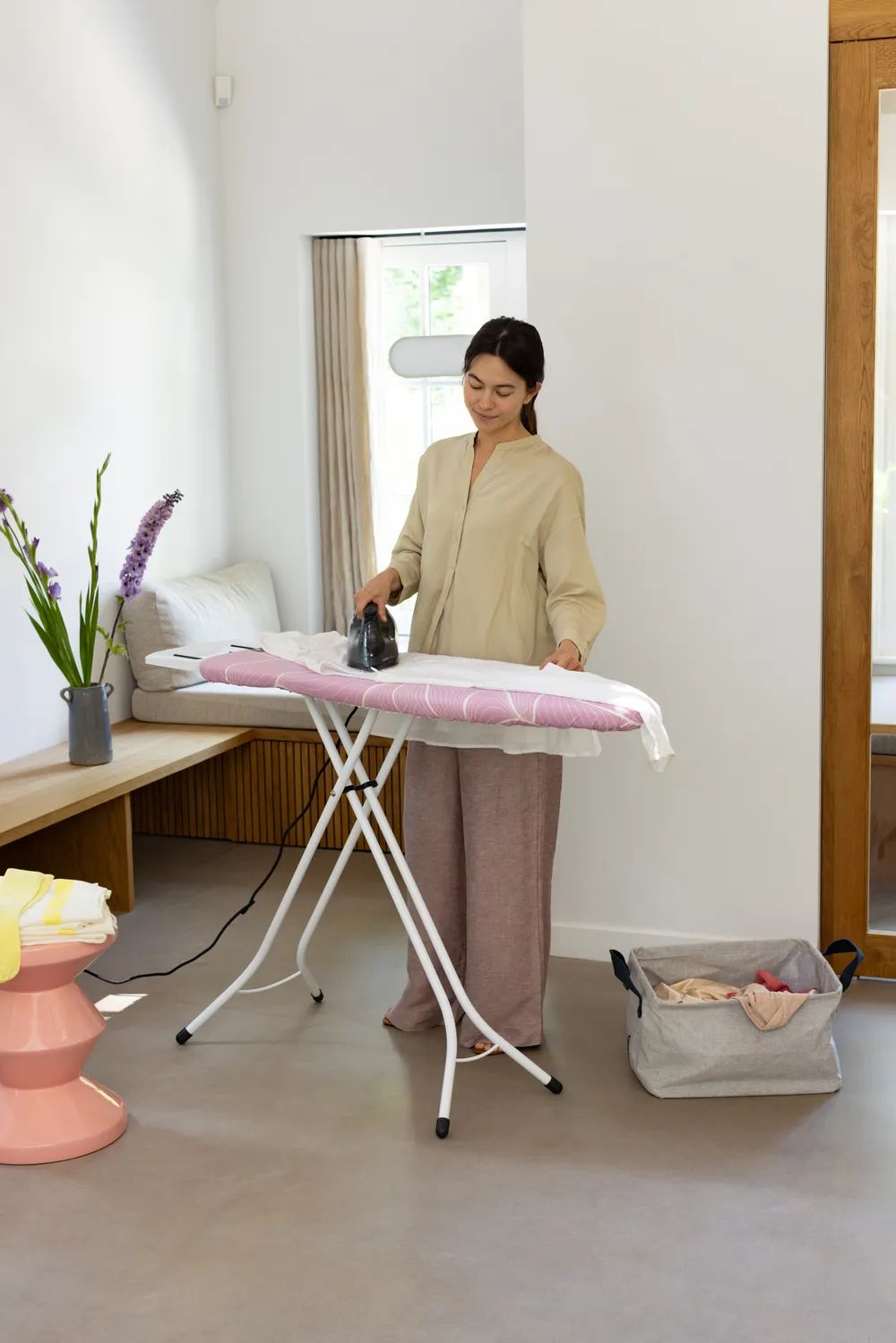 Brabantia Bügeltisch B, 124x38cm, Dst-Mulde Solid - Lilac Waves