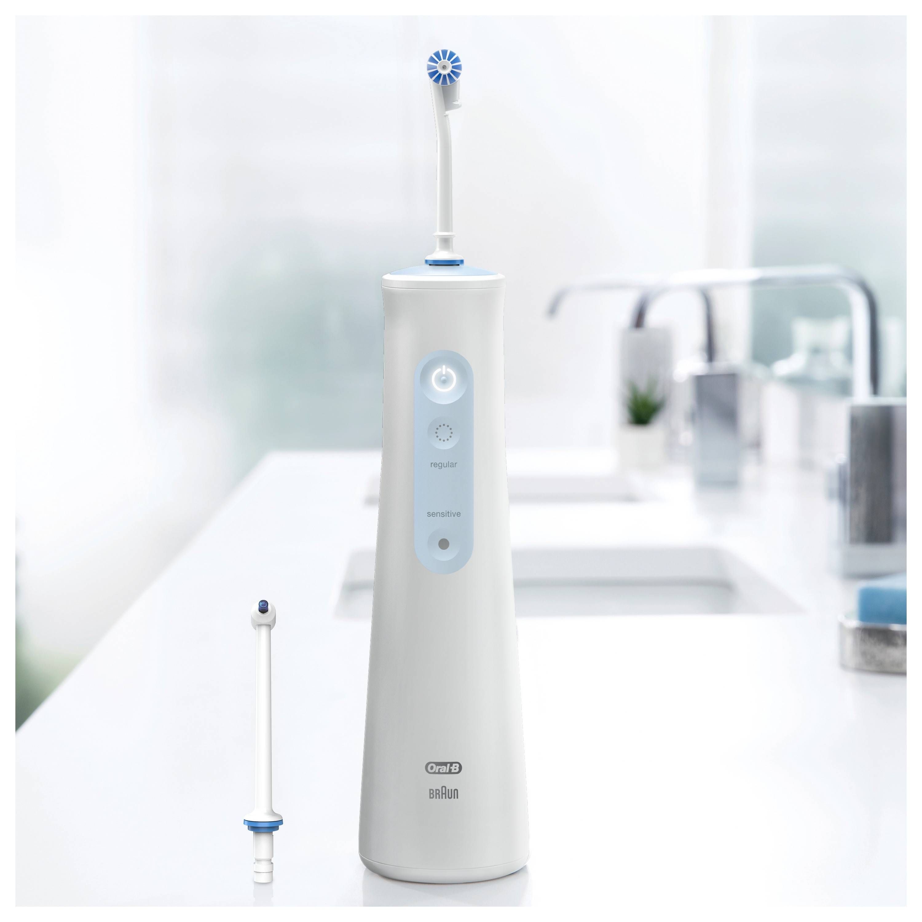 Oral-B AquaCare 4 