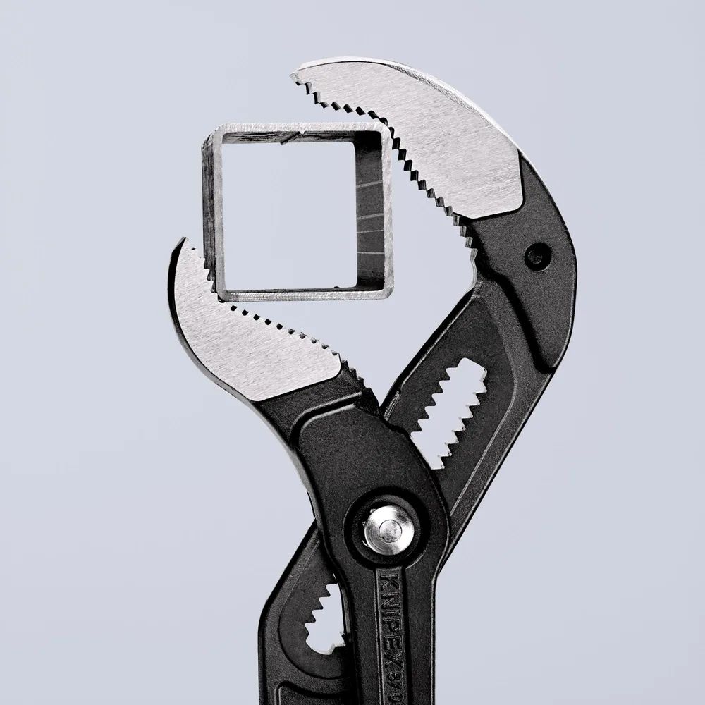 KNIPEX Cobra® XXL Rohr- und Wasserpumpenzange mit rutschhemmendem Kunststoff überzogen grau atramentiert 560 mm