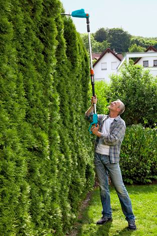 Gardena Akku-Teleskop-Heckenschere THS 42/18V P4A solo