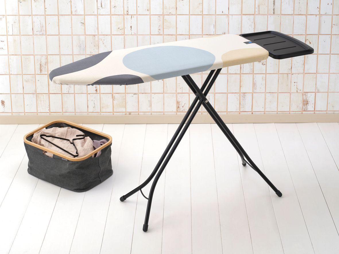 Brabantia Bügeltisch C, 124x45cm, Dst-Ablage Solid, Spring Bubbles