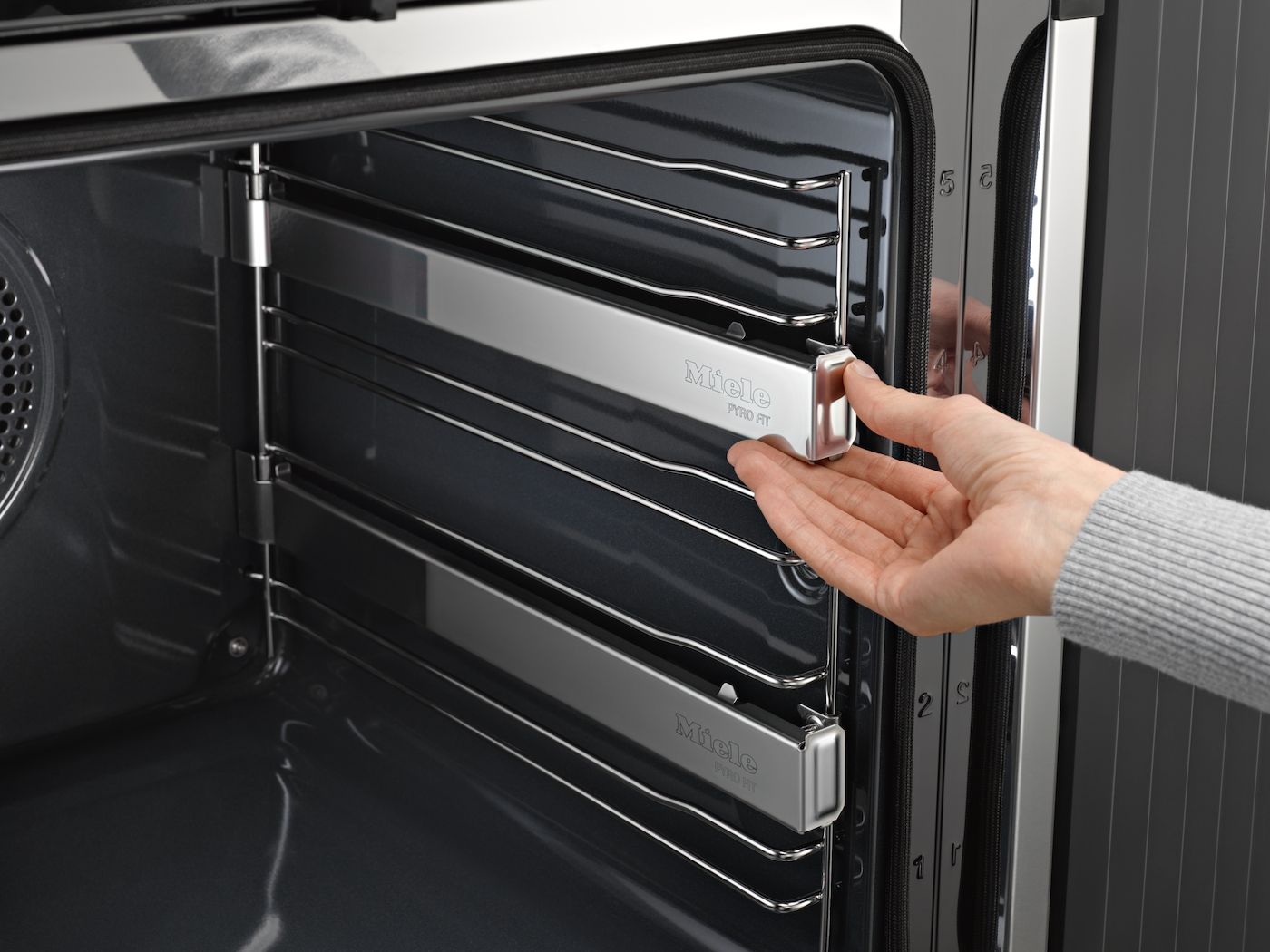 Miele Einbau-Backofen H 7364 BP Edelstahl/CleanSteel