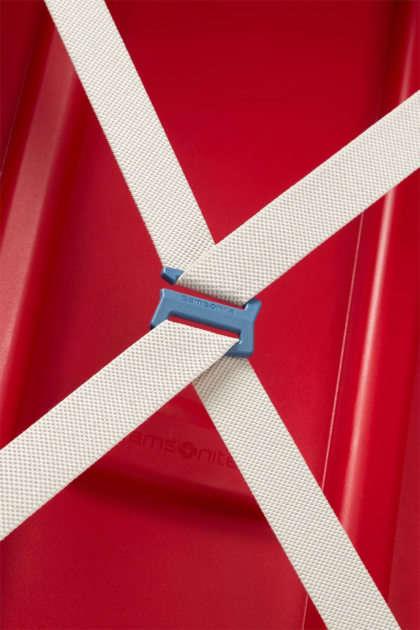 SAMSONITE S'CURE SPINNER 81/30, CRIMSON RED