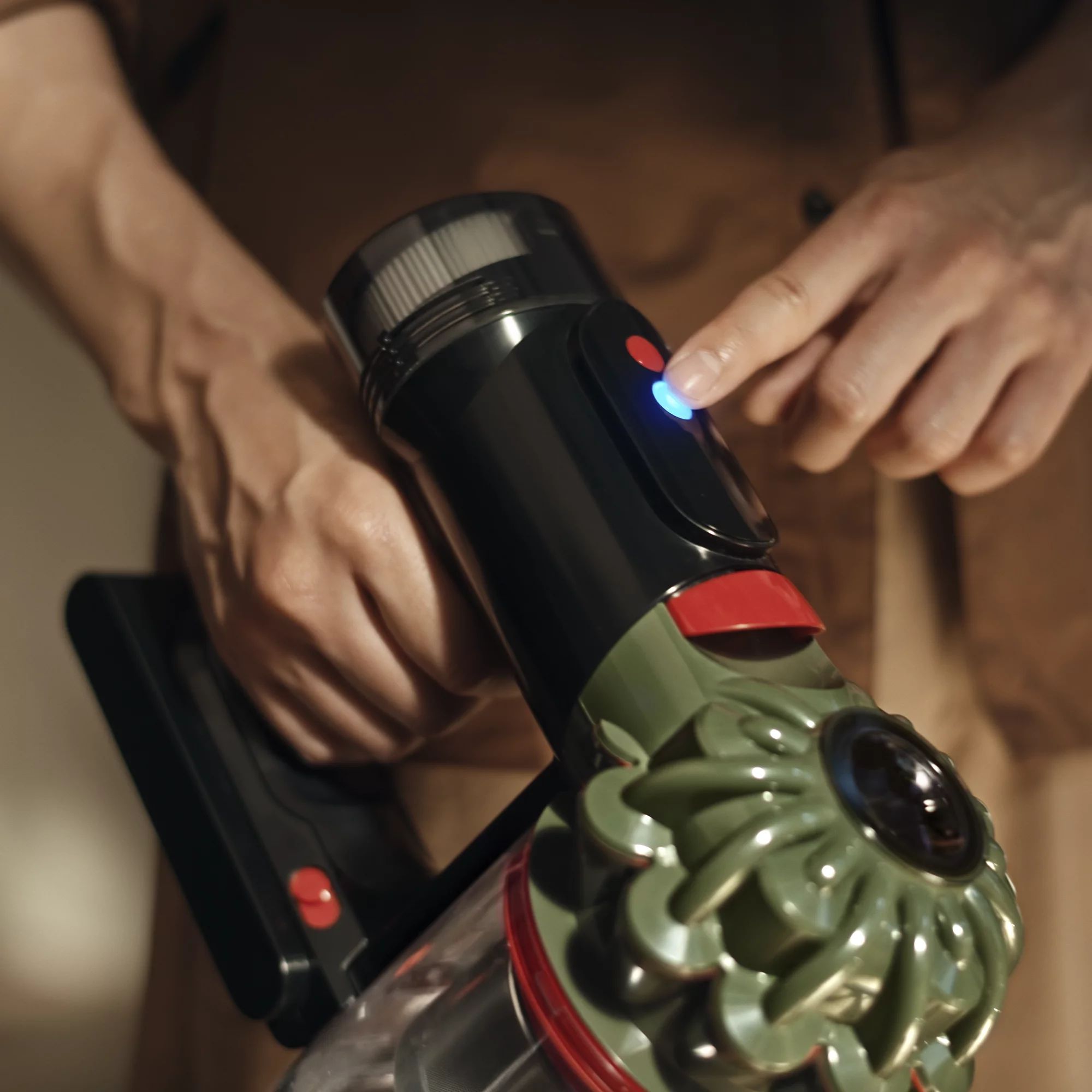 Dyson V8 Cyclone, Schwarz/Grün
