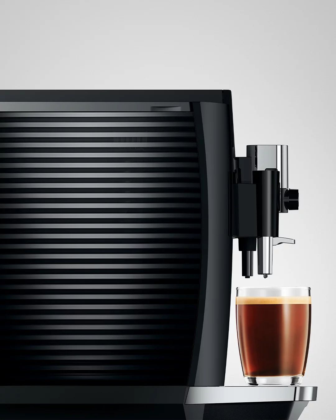 Jura E8 EC, Piano Black