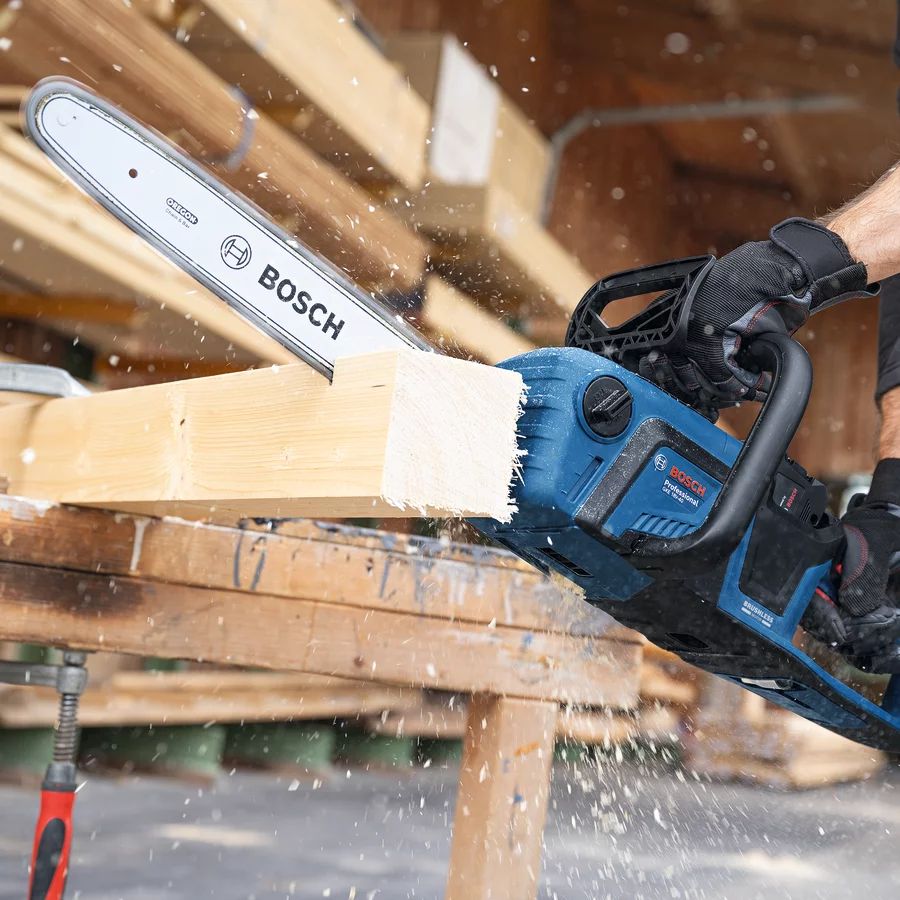 Bosch GKE 18V-40 Akku-Kettensäge Kit
