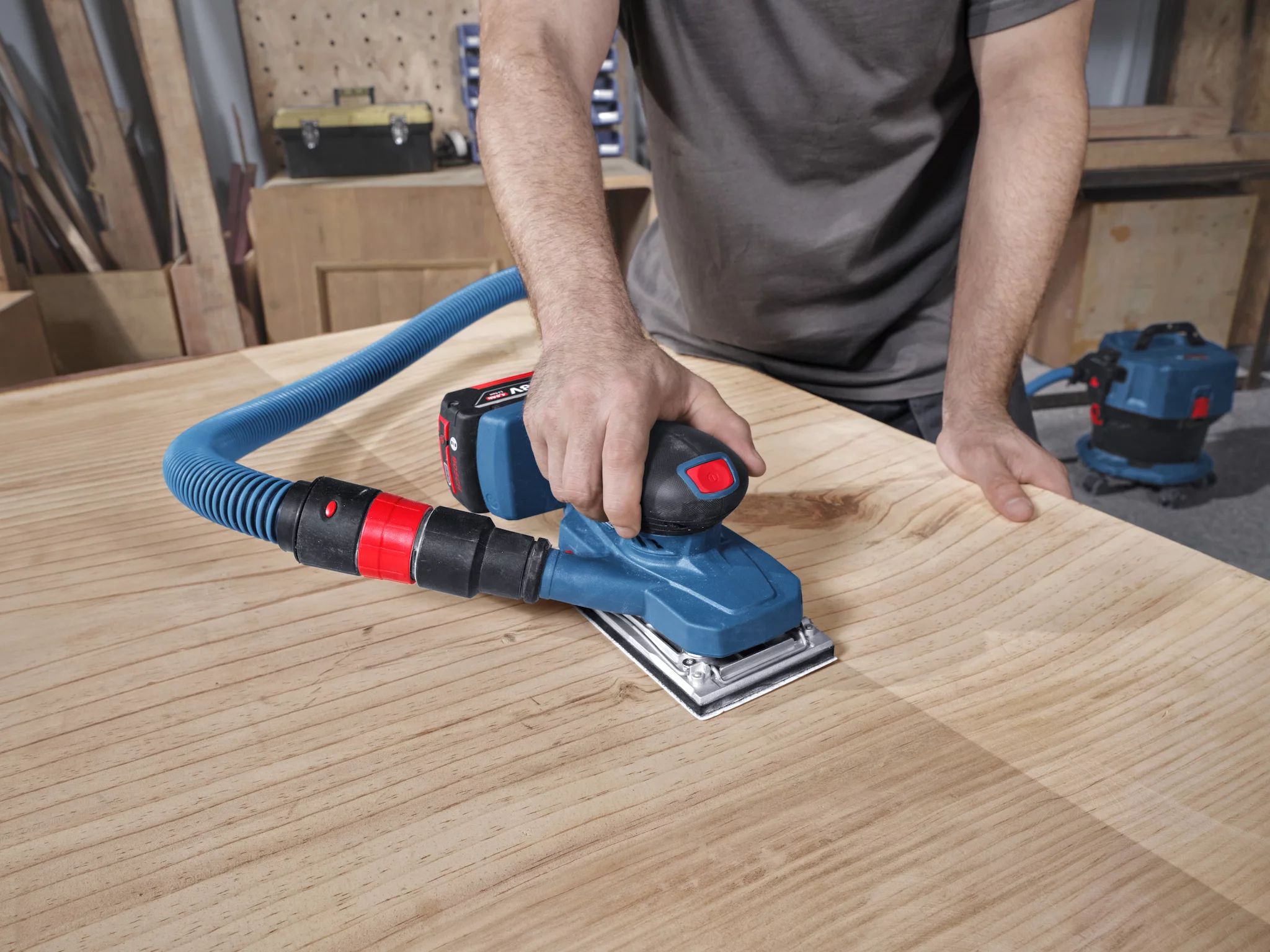 Bosch GSS18V-18  Akku-Schwingschleifer solo